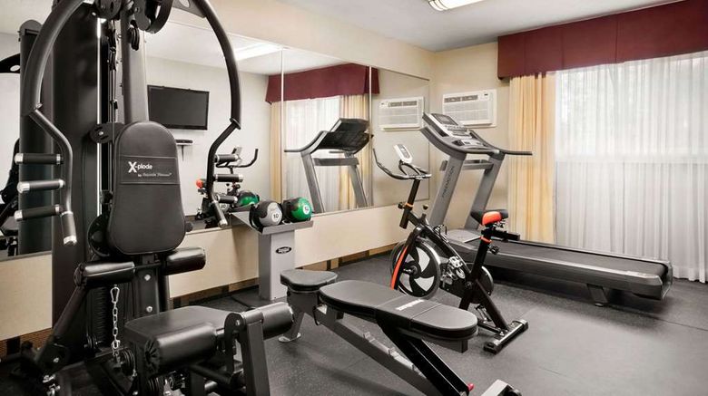 <b>Days Inn Sylvan Lake Health</b>. Images powered by <a href="https://iceportal.shijigroup.com/" title="IcePortal" target="_blank">IcePortal</a>.