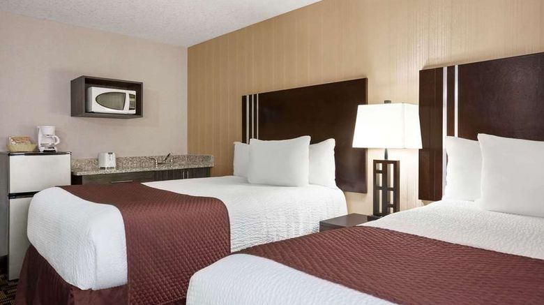 <b>Days Inn Sylvan Lake Room</b>. Images powered by <a href="https://iceportal.shijigroup.com/" title="IcePortal" target="_blank">IcePortal</a>.