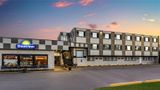 <b>Days Inn Sylvan Lake Exterior</b>. Images powered by <a href="https://iceportal.shijigroup.com/" title="IcePortal" target="_blank">IcePortal</a>.