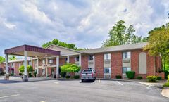 Americas Best Value Inn & Suites