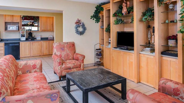 Americas Best Value Inn & Suites Lobby