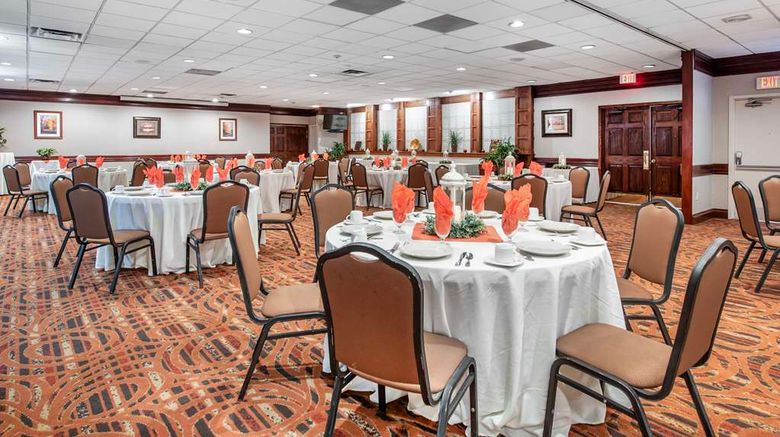 <b>Best Western Plus Bridgeport Inn Meeting</b>. Images powered by <a href="https://iceportal.shijigroup.com/" title="IcePortal" target="_blank">IcePortal</a>.
