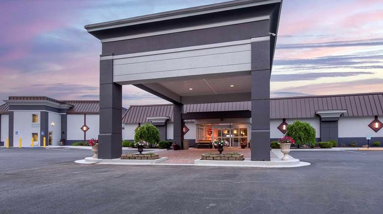 <b>Best Western Plus Bridgeport Inn Exterior</b>. Images powered by <a href="https://iceportal.shijigroup.com/" title="IcePortal" target="_blank">IcePortal</a>.