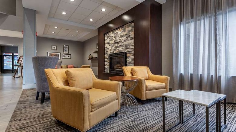 <b>Best Western Plus The Hammondsport Hotel Lobby</b>. Images powered by <a href="https://iceportal.shijigroup.com/" title="IcePortal" target="_blank">IcePortal</a>.