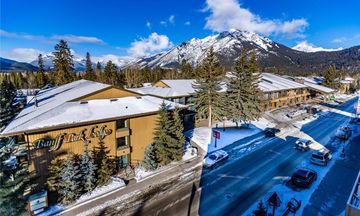 Banff Park Lodge Resort Hotel & Conf Ctr
