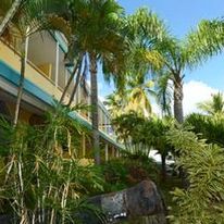 Lindbergh Bay Hotel and Villas