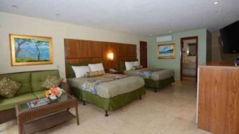 <b>Lindbergh Bay Hotel and Villas Room</b>. Images powered by <a href="https://iceportal.shijigroup.com/" title="IcePortal" target="_blank">IcePortal</a>.