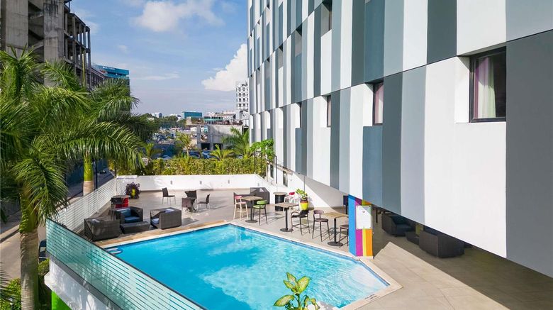 <b>Ibis Styles Accra Airport Pool</b>. Images powered by <a href="https://iceportal.shijigroup.com/" title="IcePortal" target="_blank">IcePortal</a>.