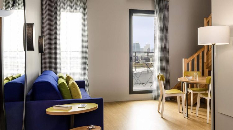 Adagio access Colombes La Defense Room