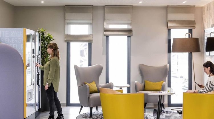 Adagio access Colombes La Defense Other