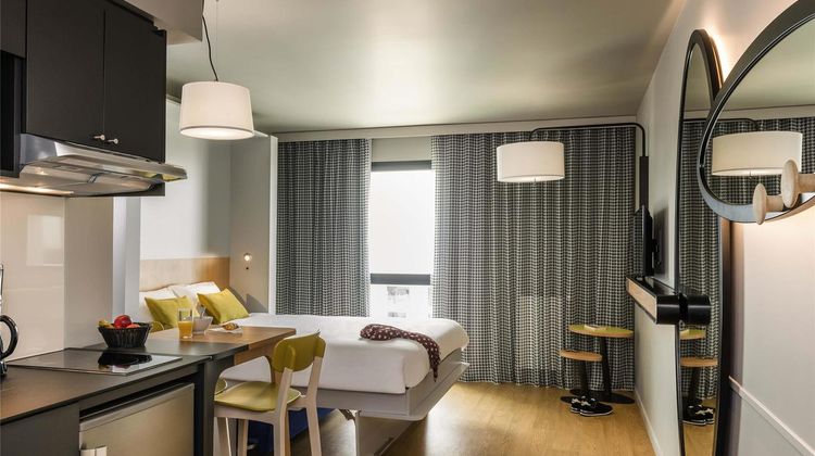 Adagio access Colombes La Defense Exterior
