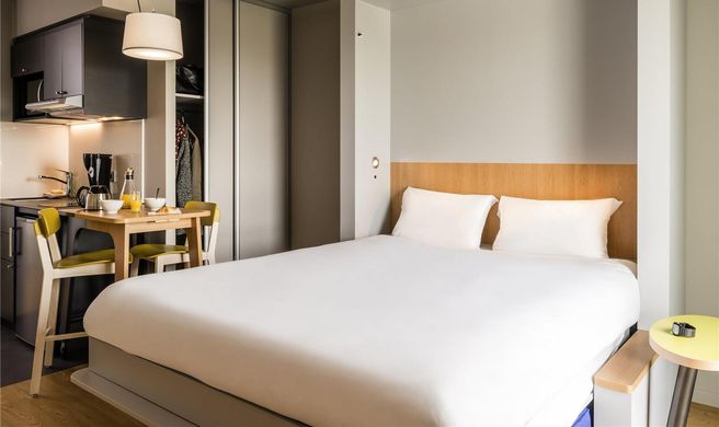 Adagio access Colombes La Defense Exterior