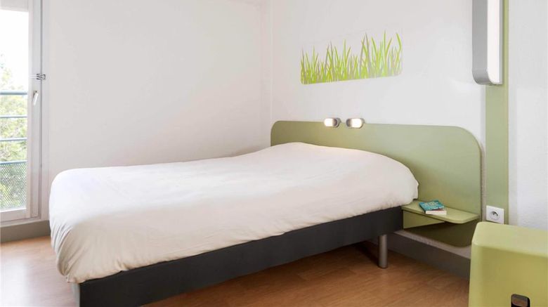 <b>Ibis Budget Beziers Est Room</b>. Images powered by <a href="https://iceportal.shijigroup.com/" title="IcePortal" target="_blank">IcePortal</a>.