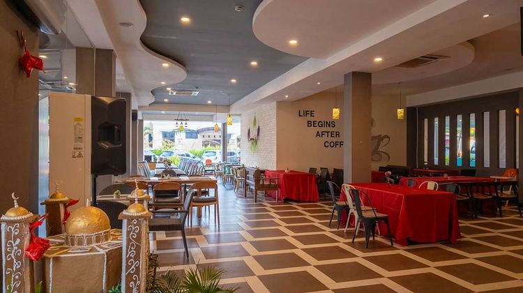 Golden Tulip Essential Belitung Restaurant