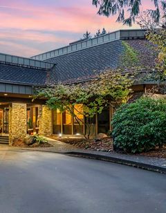 Best Western Premier at The Mountain