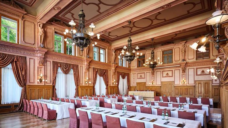 <b>Maison Messmer Baden-Baden Meeting</b>. Images powered by <a href="https://iceportal.shijigroup.com/" title="IcePortal" target="_blank">IcePortal</a>.