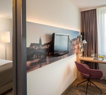 Essential by Dorint Basel City Room