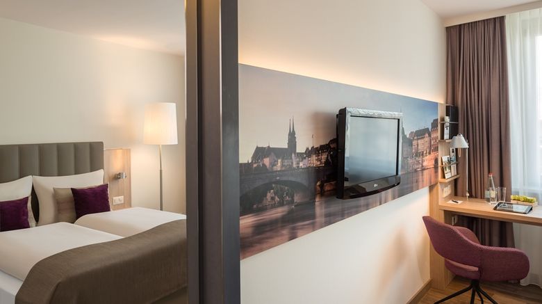 <b>Essential by Dorint Basel City Room</b>. Images powered by <a href="https://iceportal.shijigroup.com/" title="IcePortal" target="_blank">IcePortal</a>.