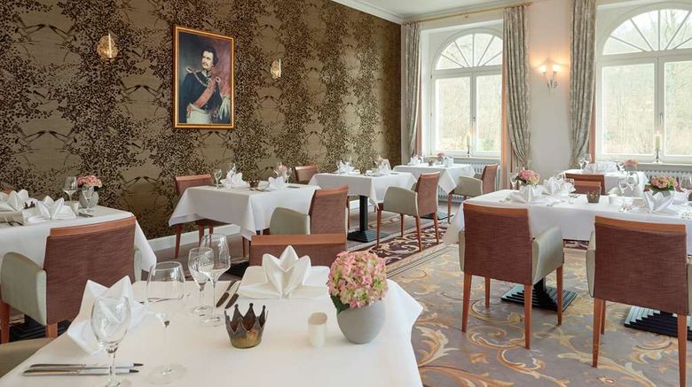 <b>Dorint Resort & Spa Bad Brueckenau Restaurant</b>. Images powered by <a href="https://iceportal.shijigroup.com/" title="IcePortal" target="_blank">IcePortal</a>.