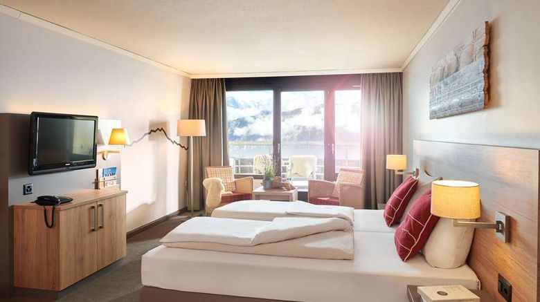 <b>Dorint Bluemlisalp Beatenberg/Interlaken Room</b>. Images powered by <a href="https://iceportal.shijigroup.com/" title="IcePortal" target="_blank">IcePortal</a>.