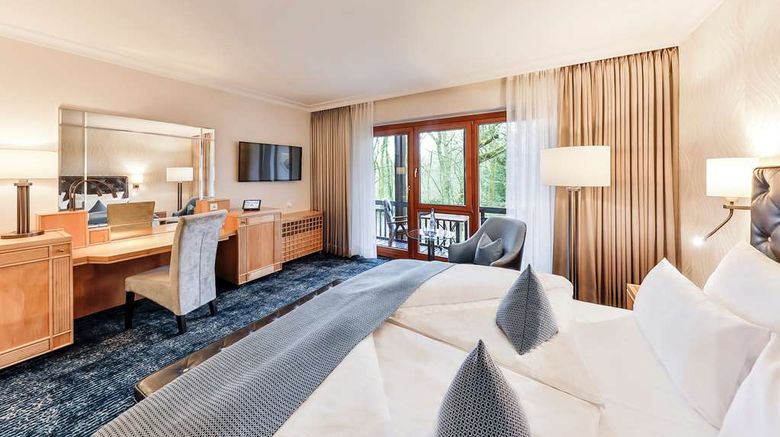 <b>Dorint Hotel Venusberg Bonn Room</b>. Images powered by <a href="https://iceportal.shijigroup.com/" title="IcePortal" target="_blank">IcePortal</a>.