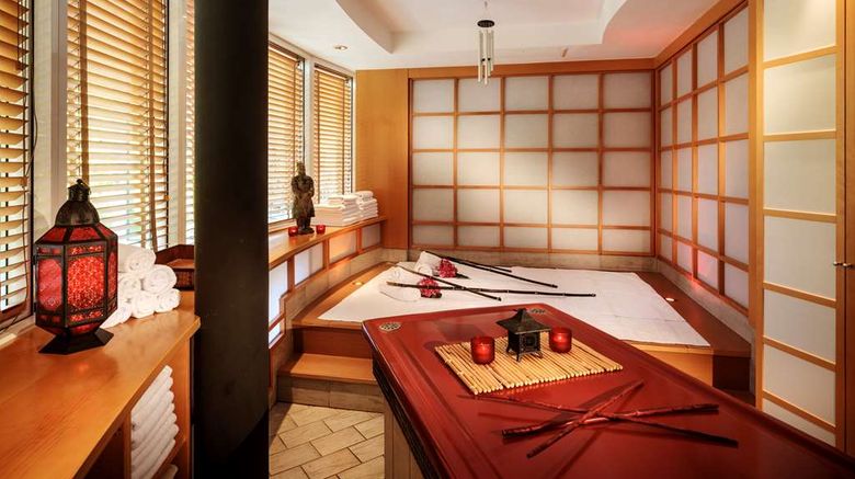 <b>Parkhotel Bremen Spa</b>. Images powered by <a href="https://iceportal.shijigroup.com/" title="IcePortal" target="_blank">IcePortal</a>.
