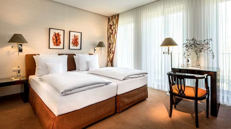 <b>Parkhotel Bremen Room</b>. Images powered by <a href="https://iceportal.shijigroup.com/" title="IcePortal" target="_blank">IcePortal</a>.