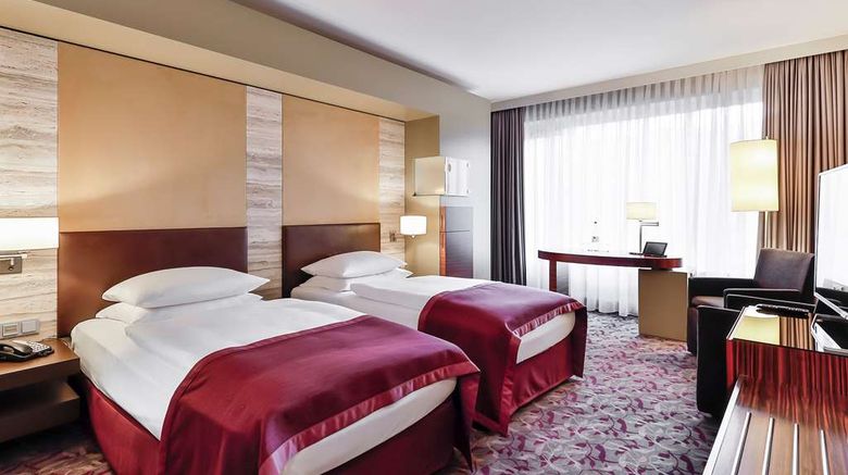 <b>Dorint Hotel am Heumarkt Cologne Room</b>. Images powered by <a href="https://iceportal.shijigroup.com/" title="IcePortal" target="_blank">IcePortal</a>.