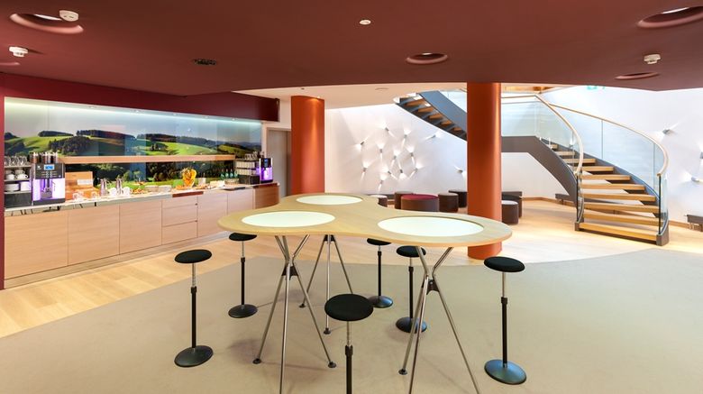 <b>Dorint Resort Freiburg An den Thermen Lobby</b>. Images powered by <a href="https://iceportal.shijigroup.com/" title="IcePortal" target="_blank">IcePortal</a>.
