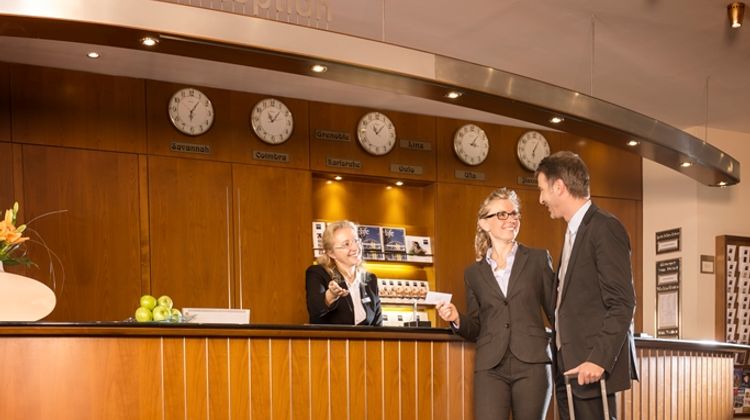 Dorint Hotel Charlottenhof Halle Lobby