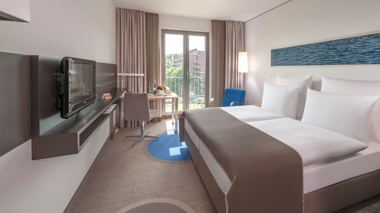 <b>Dorint Hotel Hamburg Eppendorf Room</b>. Images powered by <a href="https://iceportal.shijigroup.com/" title="IcePortal" target="_blank">IcePortal</a>.