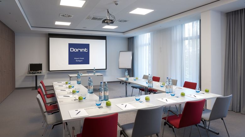 <b>Essential by Dorint Stuttgart/Airport Meeting</b>. Images powered by <a href="https://iceportal.shijigroup.com/" title="IcePortal" target="_blank">IcePortal</a>.