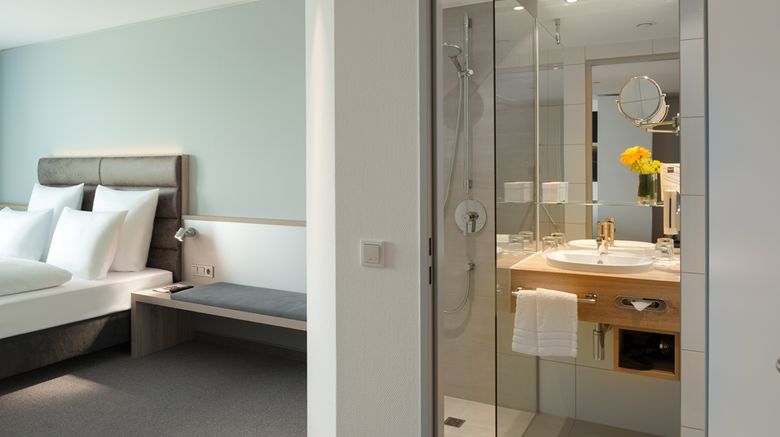 <b>Essential by Dorint Stuttgart/Airport Room</b>. Images powered by <a href="https://iceportal.shijigroup.com/" title="IcePortal" target="_blank">IcePortal</a>.