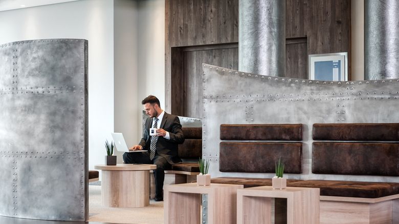 <b>Essential by Dorint Stuttgart/Airport Lobby</b>. Images powered by <a href="https://iceportal.shijigroup.com/" title="IcePortal" target="_blank">IcePortal</a>.