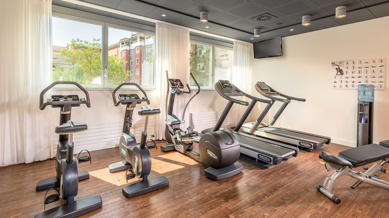 <b>Essential by Dorint Stuttgart/Airport Health</b>. Images powered by <a href="https://iceportal.shijigroup.com/" title="IcePortal" target="_blank">IcePortal</a>.
