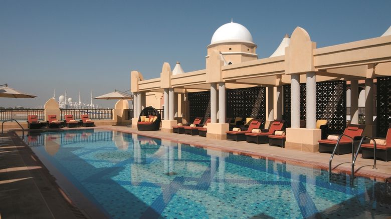 <b>Shangri-La, Qaryat Al Beri Pool</b>. Images powered by <a href="https://iceportal.shijigroup.com/" title="IcePortal" target="_blank">IcePortal</a>.