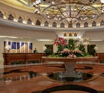 Shangri-La, Qaryat Al Beri Lobby