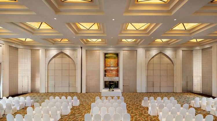 Shangri-La Hotel Dubai Meeting