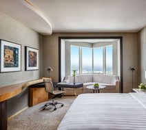Shangri-La Hotel Dubai Room