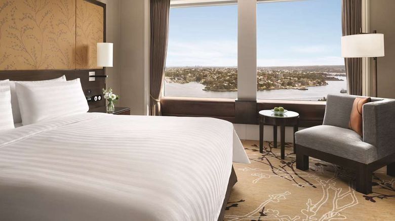 <b>Shangri-La Hotel Sydney Room</b>. Images powered by <a href="https://iceportal.shijigroup.com/" title="IcePortal" target="_blank">IcePortal</a>.