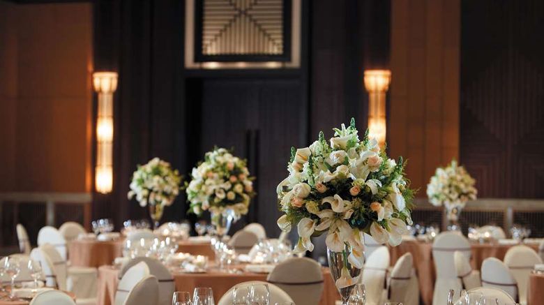 <b>Shangri-La Hotel, Baotou Ballroom</b>. Images powered by <a href="https://iceportal.shijigroup.com/" title="IcePortal" target="_blank">IcePortal</a>.