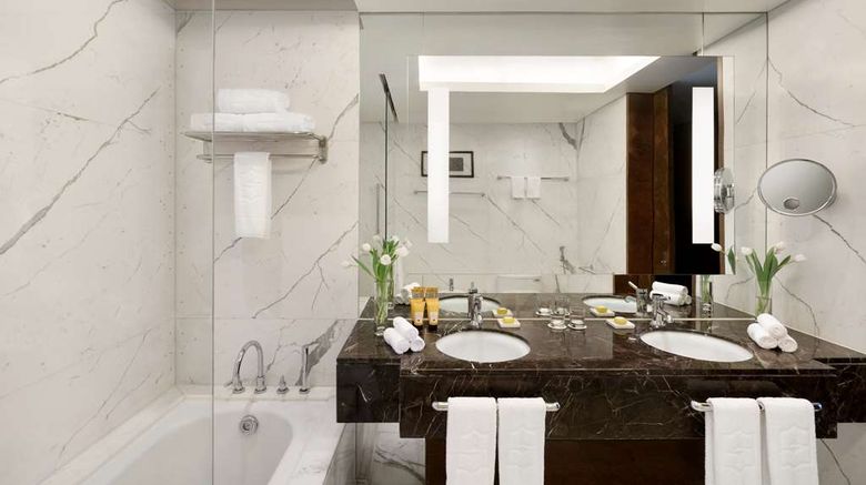 <b>Shangri-La Hotel, Beijing Suite</b>. Images powered by <a href="https://iceportal.shijigroup.com/" title="IcePortal" target="_blank">IcePortal</a>.