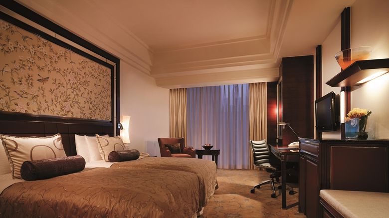 <b>Shangri-La Hotel, Guangzhou Room</b>. Images powered by <a href="https://iceportal.shijigroup.com/" title="IcePortal" target="_blank">IcePortal</a>.