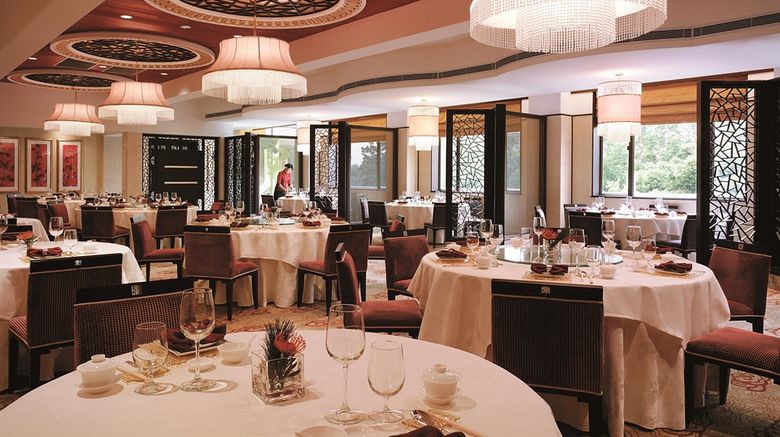 <b>Shangri-La Hotel Hangzhou Restaurant</b>. Images powered by <a href=https://www.travelagewest.com/Hotels/Hangzhou-China/