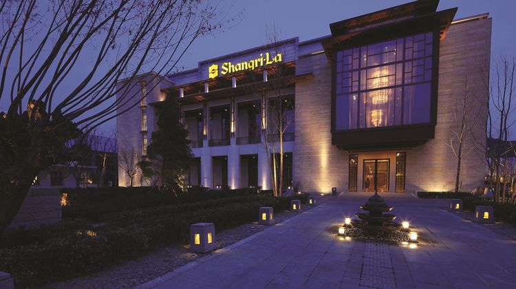 Shangri-La Hotel, Lhasa Exterior