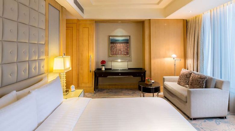 <b>Shangri-La Nanjing Room</b>. Images powered by <a href="https://iceportal.shijigroup.com/" title="IcePortal" target="_blank">IcePortal</a>.