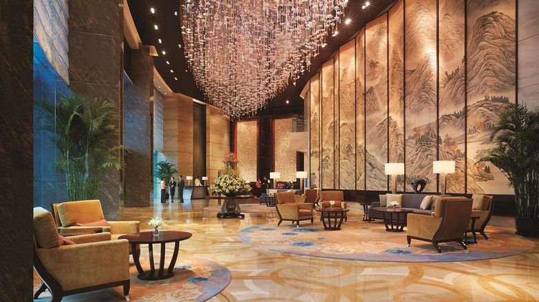 <b>Shangri-La Hotel Qingdao Lobby</b>. Images powered by <a href="https://iceportal.shijigroup.com/" title="IcePortal" target="_blank">IcePortal</a>.