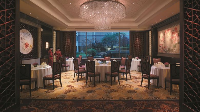 <b>Shangri-La Hotel Qingdao Restaurant</b>. Images powered by <a href="https://iceportal.shijigroup.com/" title="IcePortal" target="_blank">IcePortal</a>.