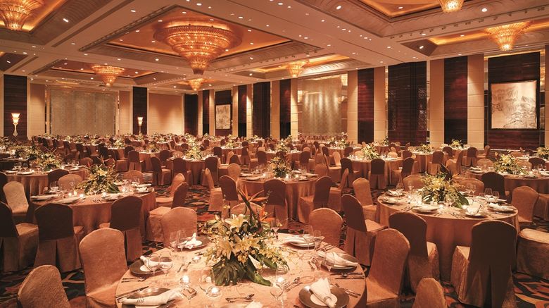 <b>Shangri-La Hotel Qingdao Ballroom</b>. Images powered by <a href="https://iceportal.shijigroup.com/" title="IcePortal" target="_blank">IcePortal</a>.