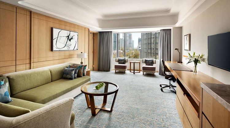 Shangri-La Hotel Qingdao Suite